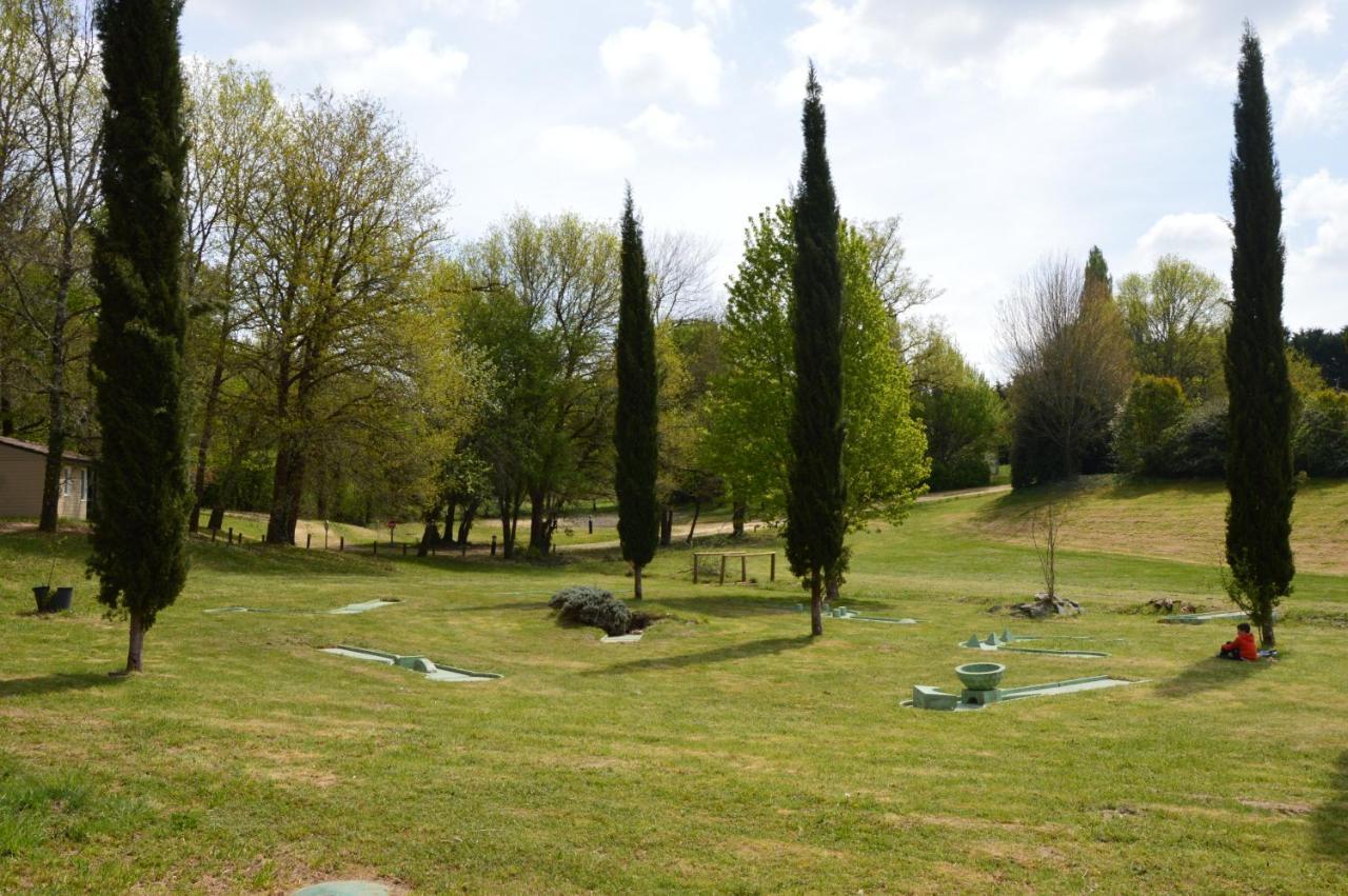 La Foret Enchantee Cornille  Luaran gambar